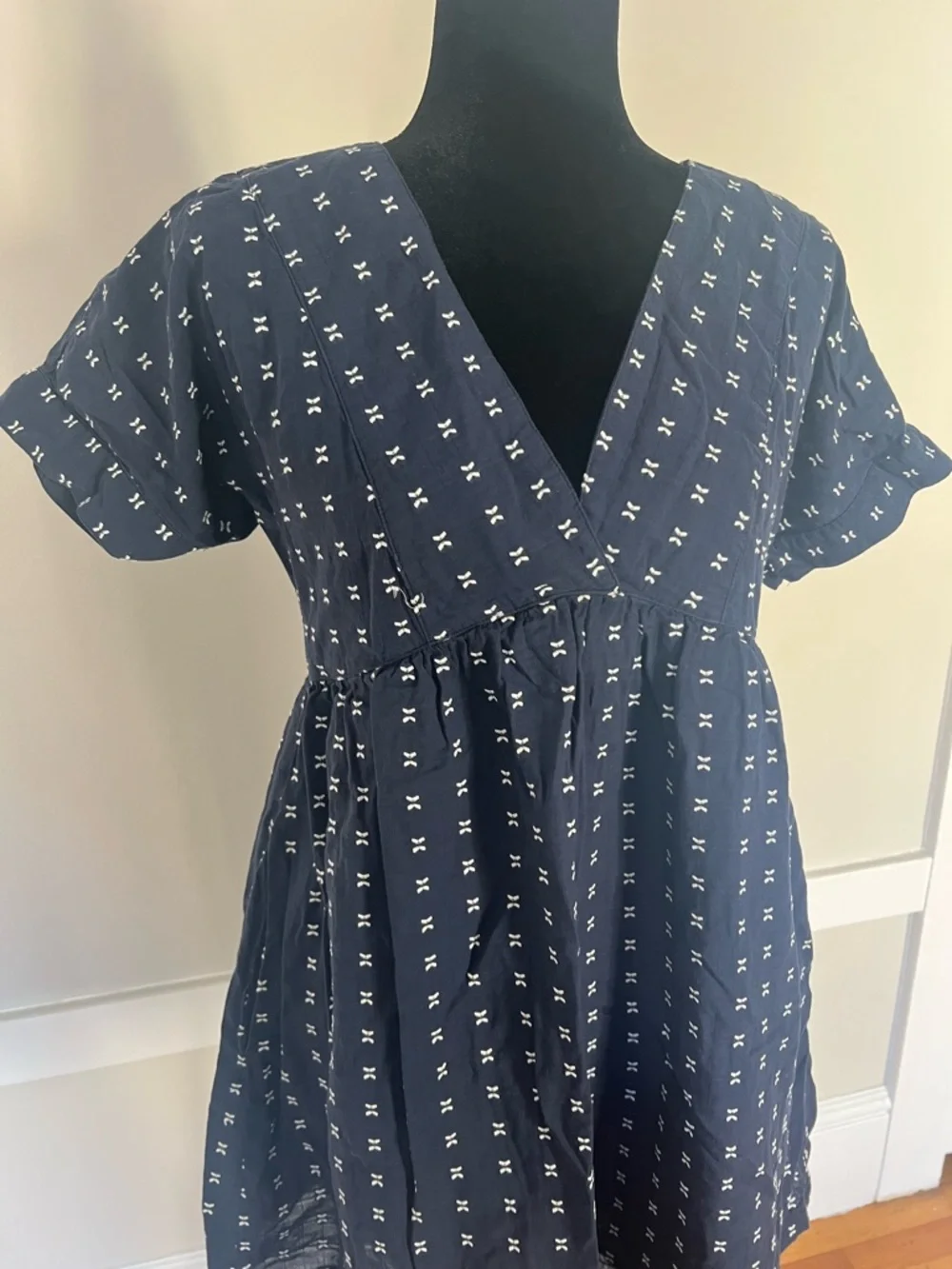 Madewell Dolman Sleeve V-Neck Navy Blue Mini Dress with in Textured Dot Sz Small - Picture 5 of 10